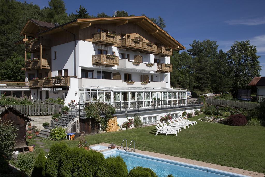 Naturhotel Edelweiss Terenten Exterior foto